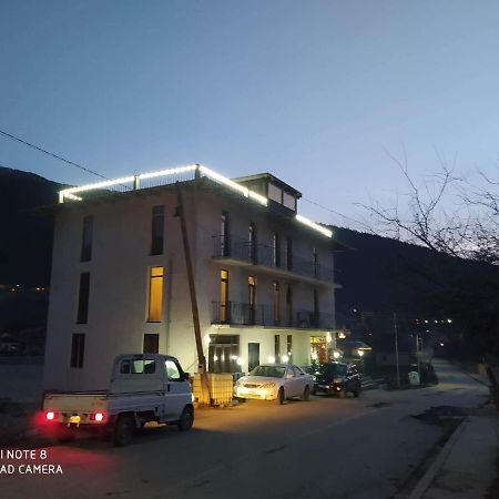 Hotel Marliza Mestia Buitenkant foto